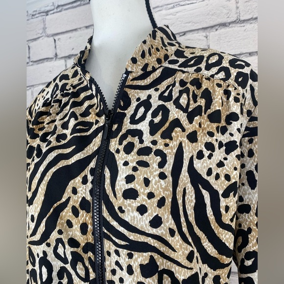 Chicos Animal Print Leopard Cheeth Bomber Jacket size Large Chicos size 2 - Picture 3 of 11